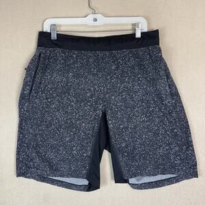 Lululemon Short Mens L Gray Black T.H.E. Short Linerless Athletic Gym Stretch‎